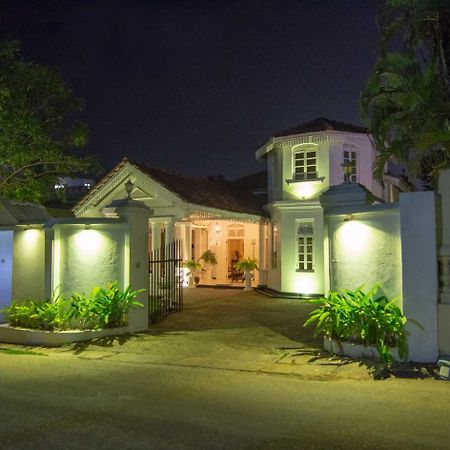 Villa Blanco Dehiwala-Mount Lavinia Екстер'єр фото