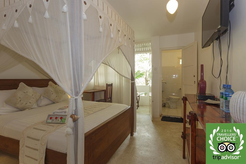Villa Blanco Dehiwala-Mount Lavinia Екстер'єр фото