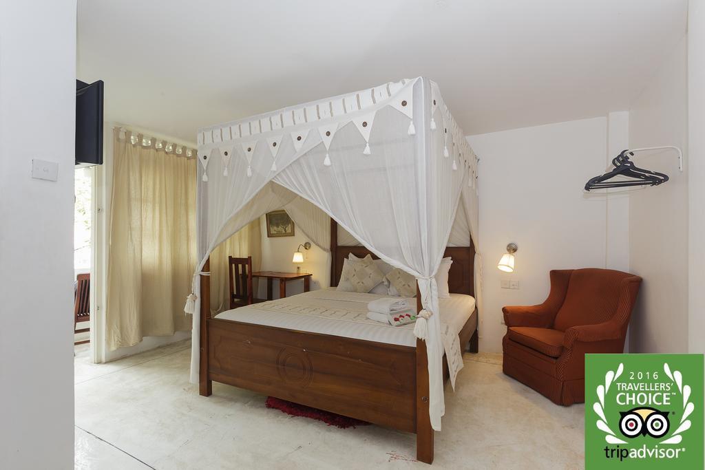 Villa Blanco Dehiwala-Mount Lavinia Екстер'єр фото
