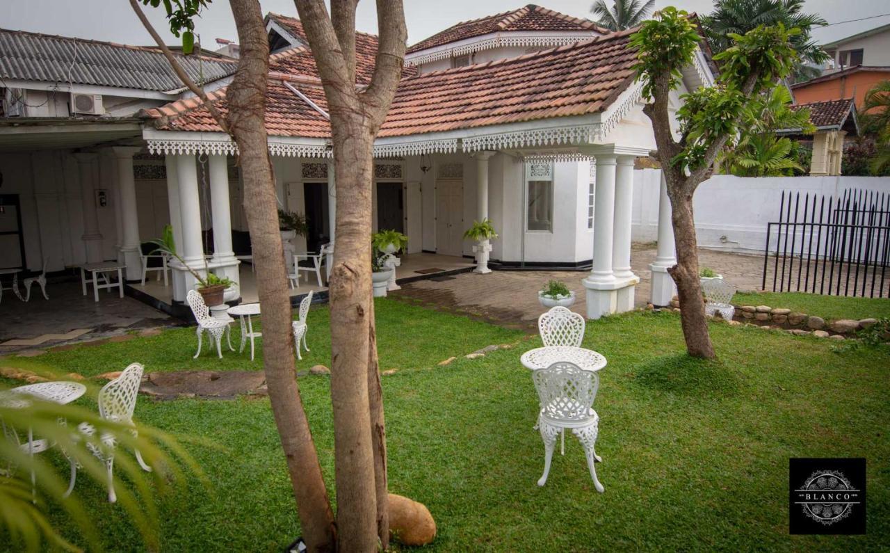 Villa Blanco Dehiwala-Mount Lavinia Екстер'єр фото