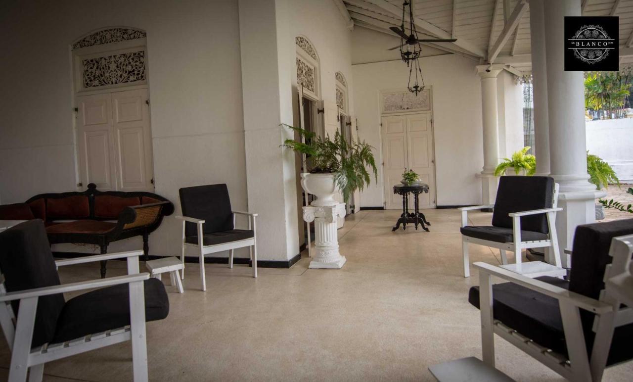 Villa Blanco Dehiwala-Mount Lavinia Екстер'єр фото