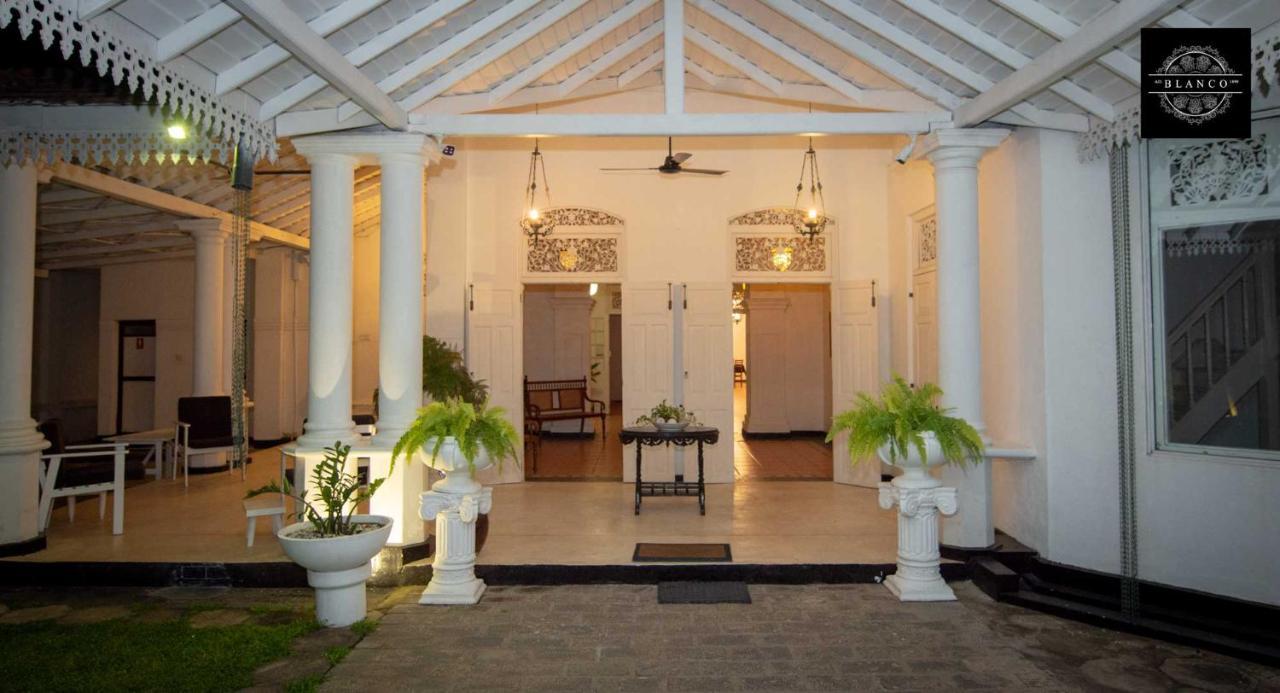 Villa Blanco Dehiwala-Mount Lavinia Екстер'єр фото