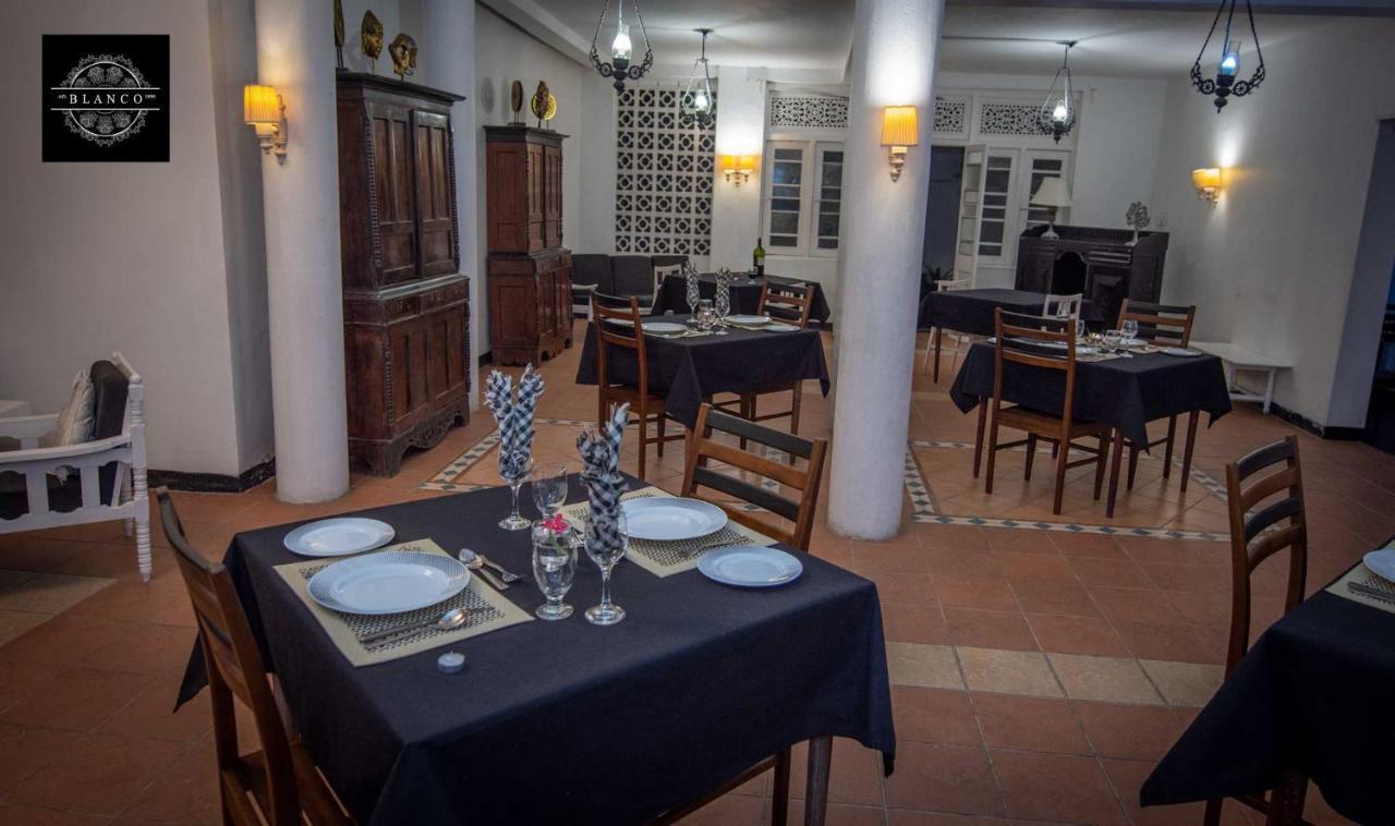 Villa Blanco Dehiwala-Mount Lavinia Екстер'єр фото