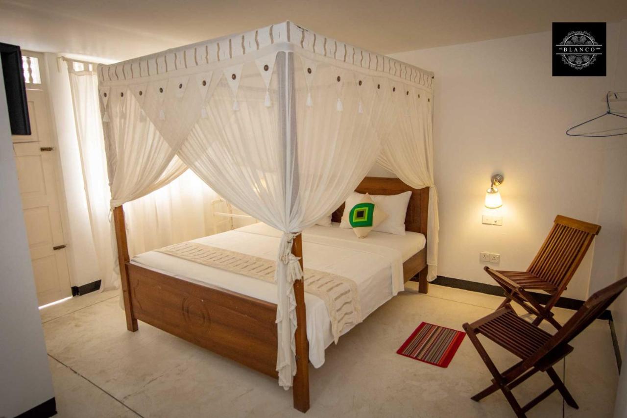 Villa Blanco Dehiwala-Mount Lavinia Екстер'єр фото