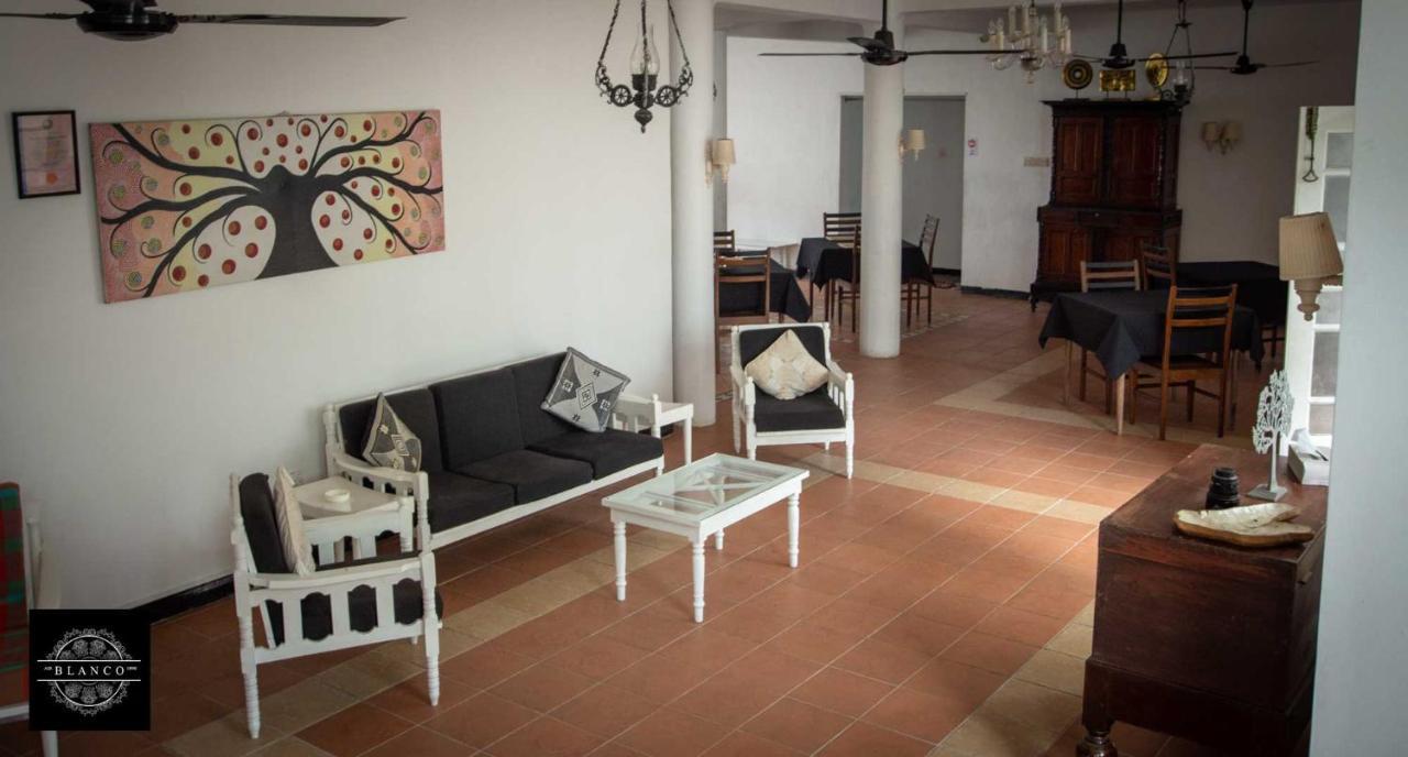 Villa Blanco Dehiwala-Mount Lavinia Екстер'єр фото