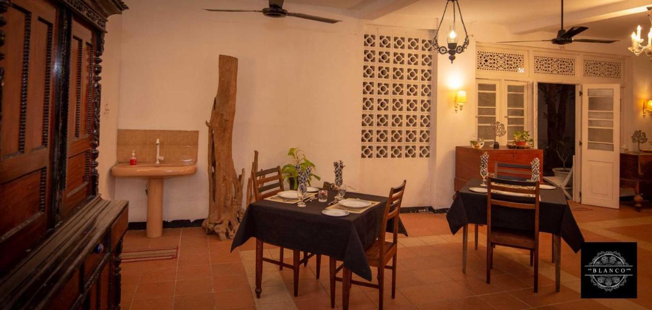 Villa Blanco Dehiwala-Mount Lavinia Екстер'єр фото