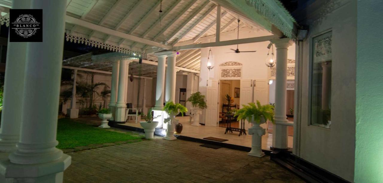 Villa Blanco Dehiwala-Mount Lavinia Екстер'єр фото